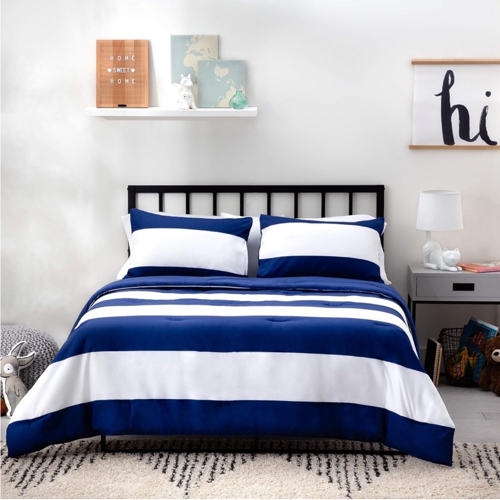 LINENSPA Hypoallergenic Down Alternative Microfiber Comforter Navy Rugby Stripe